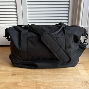 Lo & Sons Catalina Deluxe Small